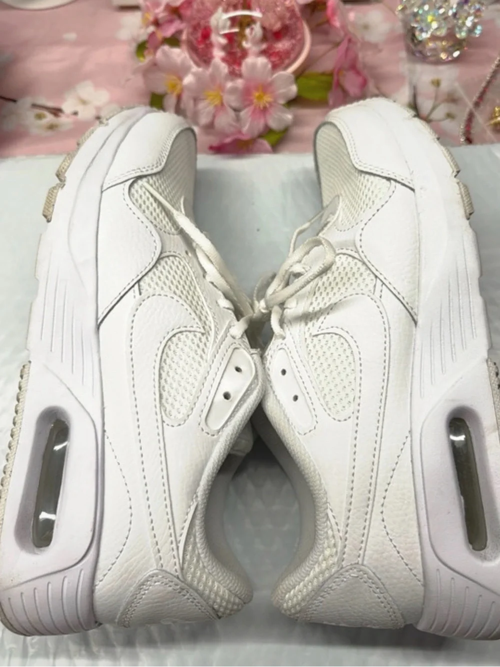 Nike Air Max Women’s 8.5 Excellent condition, worn only 2X